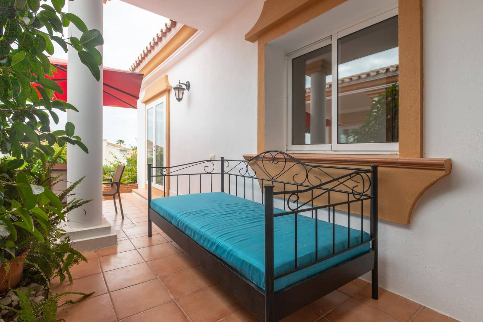 3 sypialnia Willa na sprzedaż w Riviera del Sol z basenem garażem - 900 000 € (Ref: 9753547)