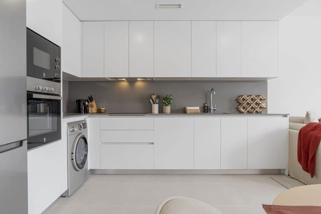 3 quarto Penthouse para venda em Cancelada, Estepona com piscina garagem - 650 000 € (Ref: 9770941)