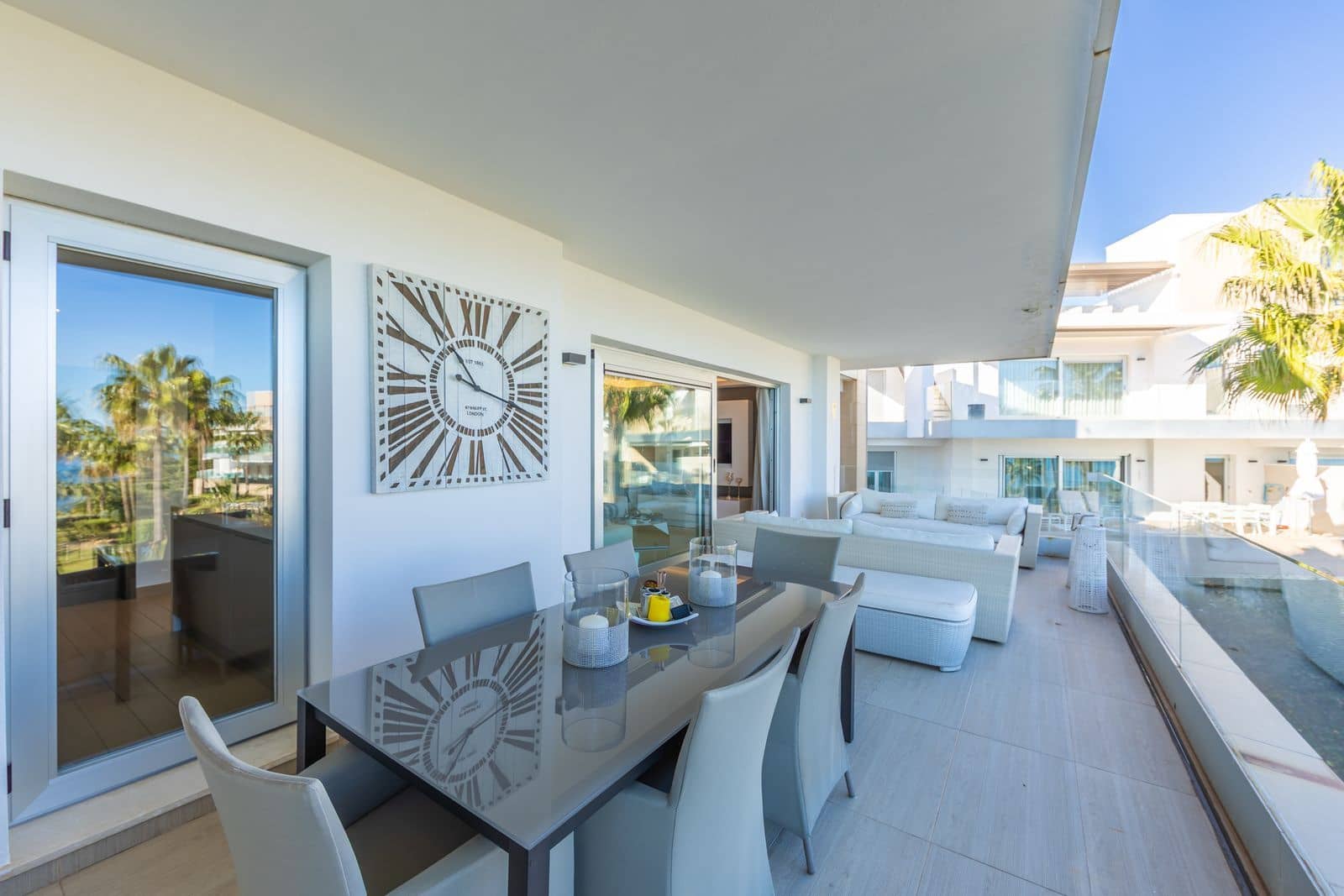 3 slaapkamer Strandappartement te koop in Estepona met zwembad garage - € 950.000 (Ref: 9777209)