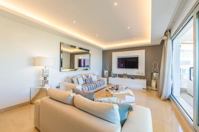 3 chambre Appartement de Plage à vendre à Estepona avec piscine garage - 950 000 € (Ref: 9777209)