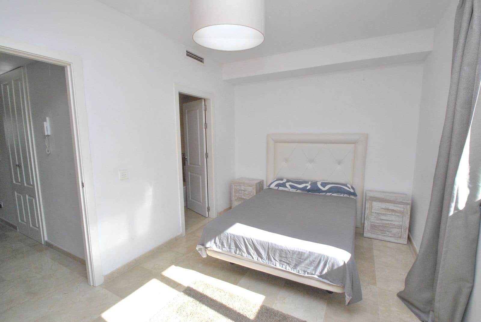 4 quarto Casa em Banda para venda em Cabopino com piscina garagem - 495 000 € (Ref: 9778974)