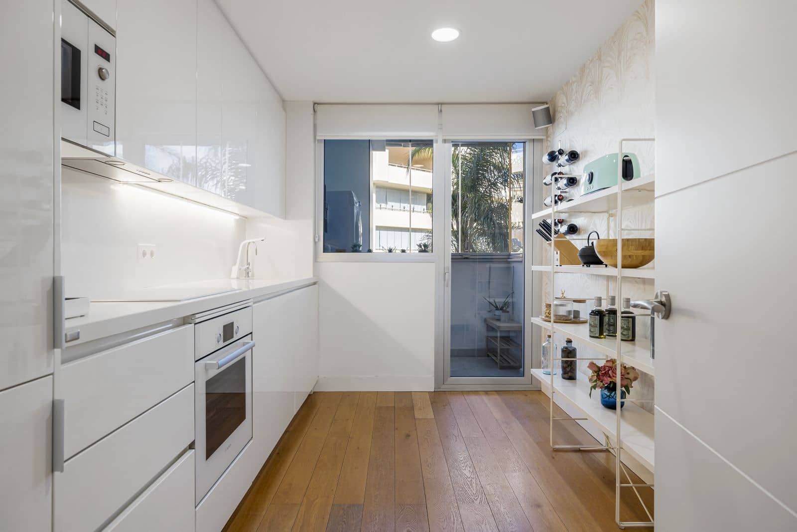 Apartamento de 3 habitaciones en El Chaparral en venta con piscina garaje - 694.000 € (Ref: 9793617)