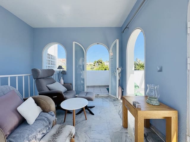 4 sypialnia Dom na sprzedaż w La Duquesa / Puerto de la Duquesa, Manilva z basenem garażem - 475 000 € (Ref: 9795590)