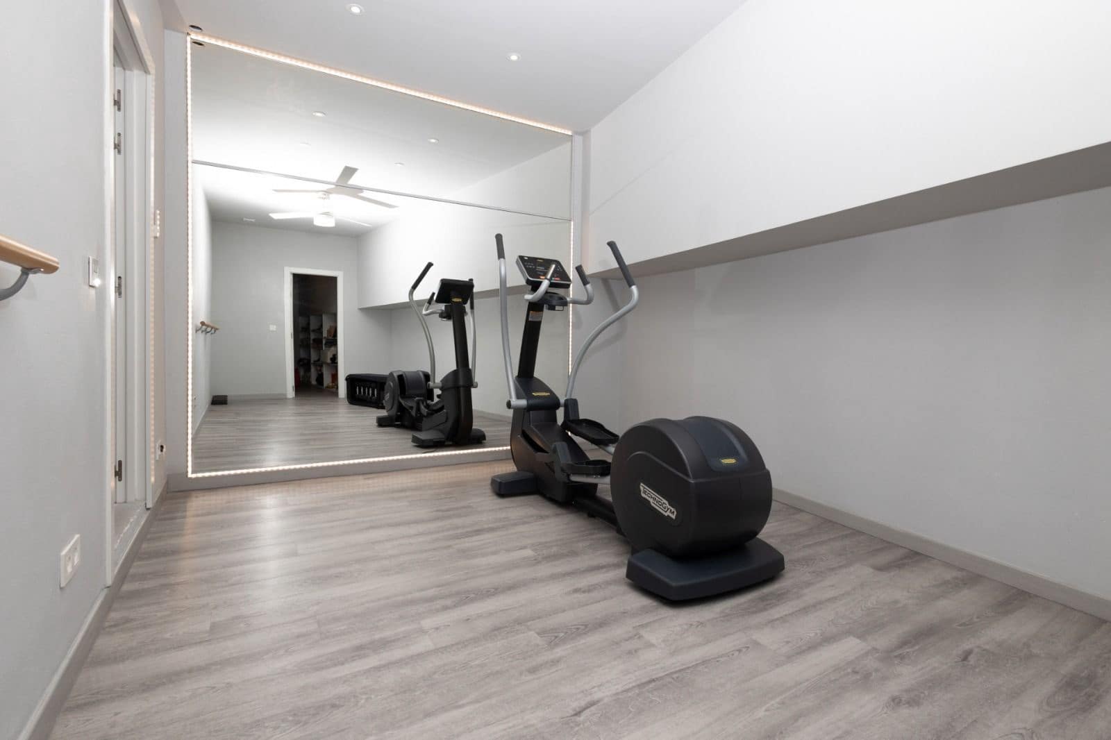 4 sypialnia Dom blizniak na sprzedaż w Sitio de Calahonda z basenem garażem - 775 000 € (Ref: 9798221)