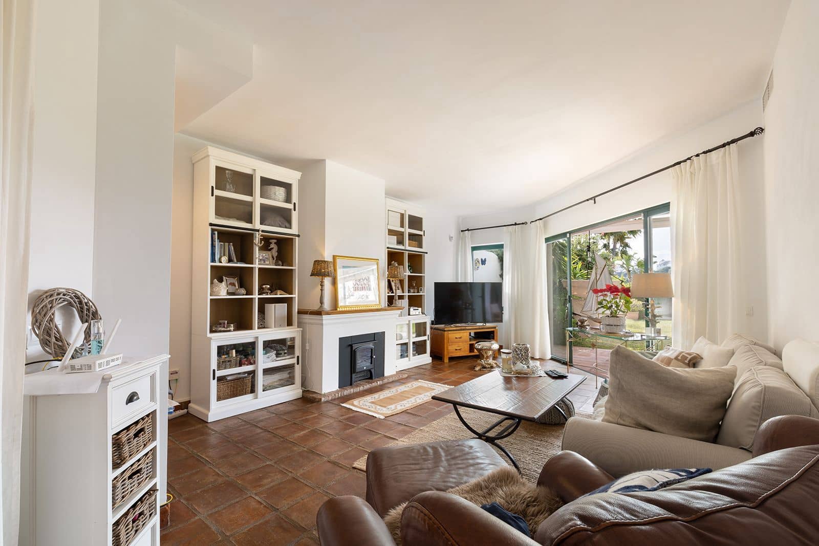 3 chambre Villa/Maison Semi-Mitoyenne à vendre à Miraflores avec piscine garage - 760 000 € (Ref: 9798287)