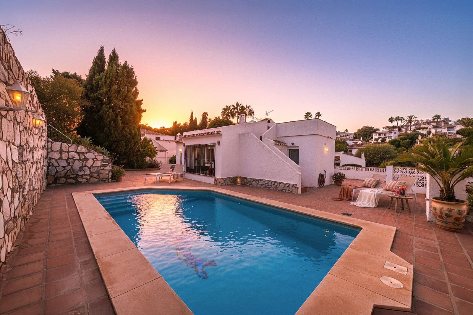 3 bedroom Villa for sale in Cerro del Aguila with pool garage - € 675,000 (Ref: 9823987)