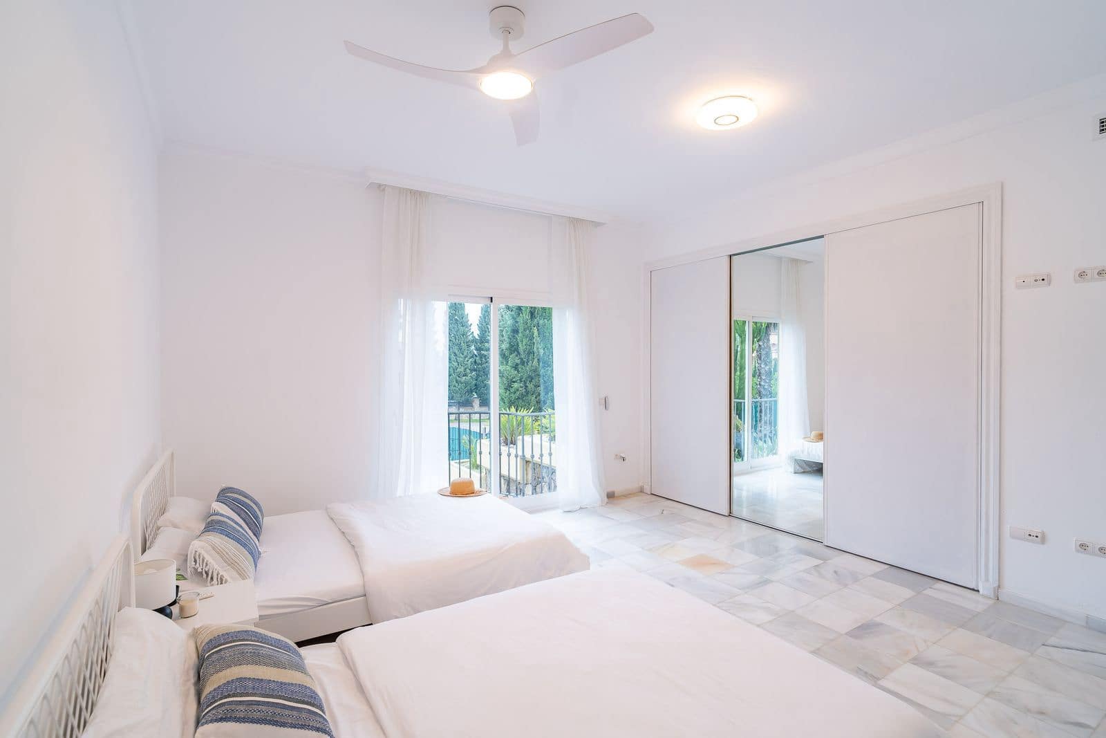3 bedroom Villa for sale in Mijas Golf with pool garage - € 990,000 (Ref: 9830244)