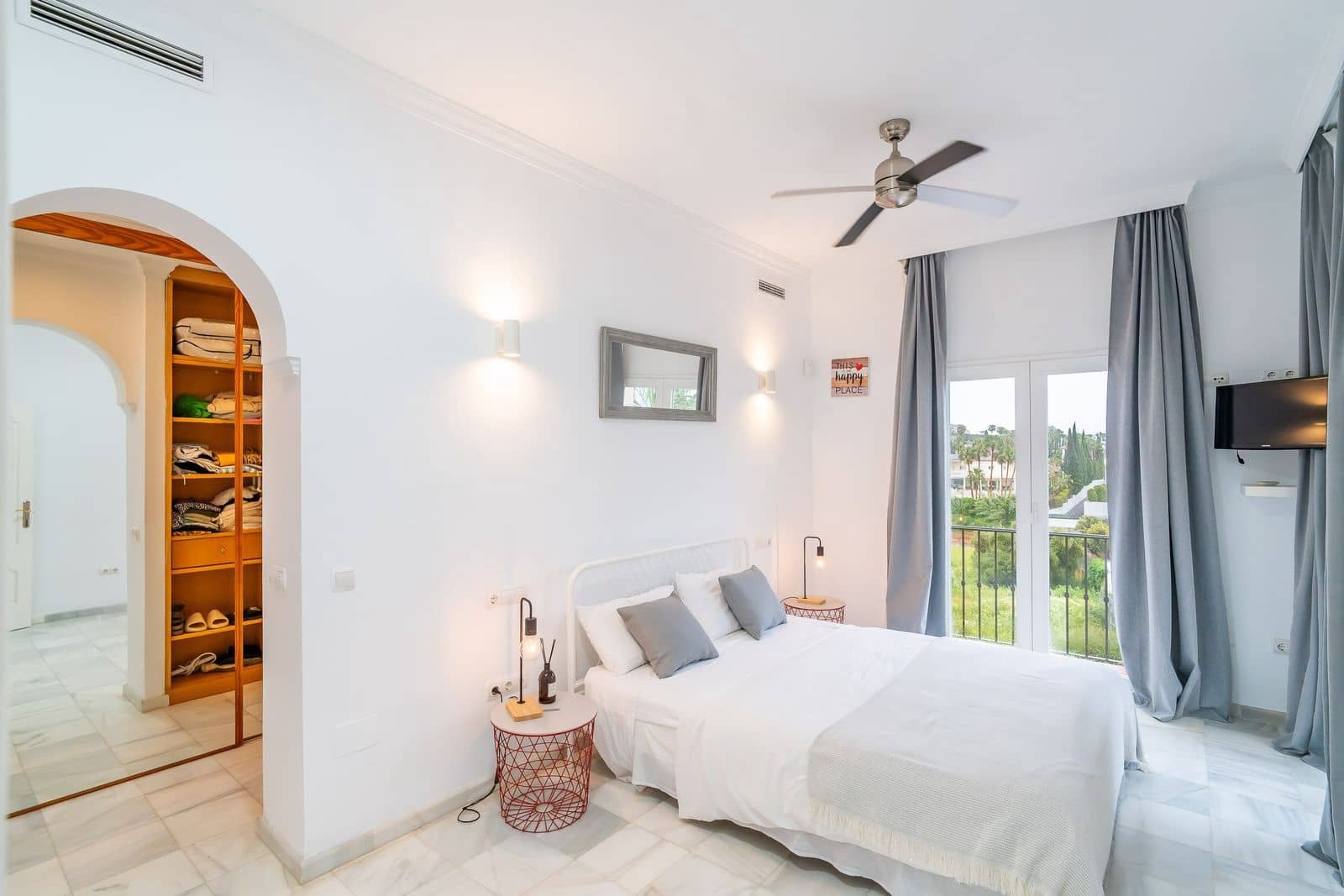 3 bedroom Villa for sale in Mijas Golf with pool garage - € 990,000 (Ref: 9830244)
