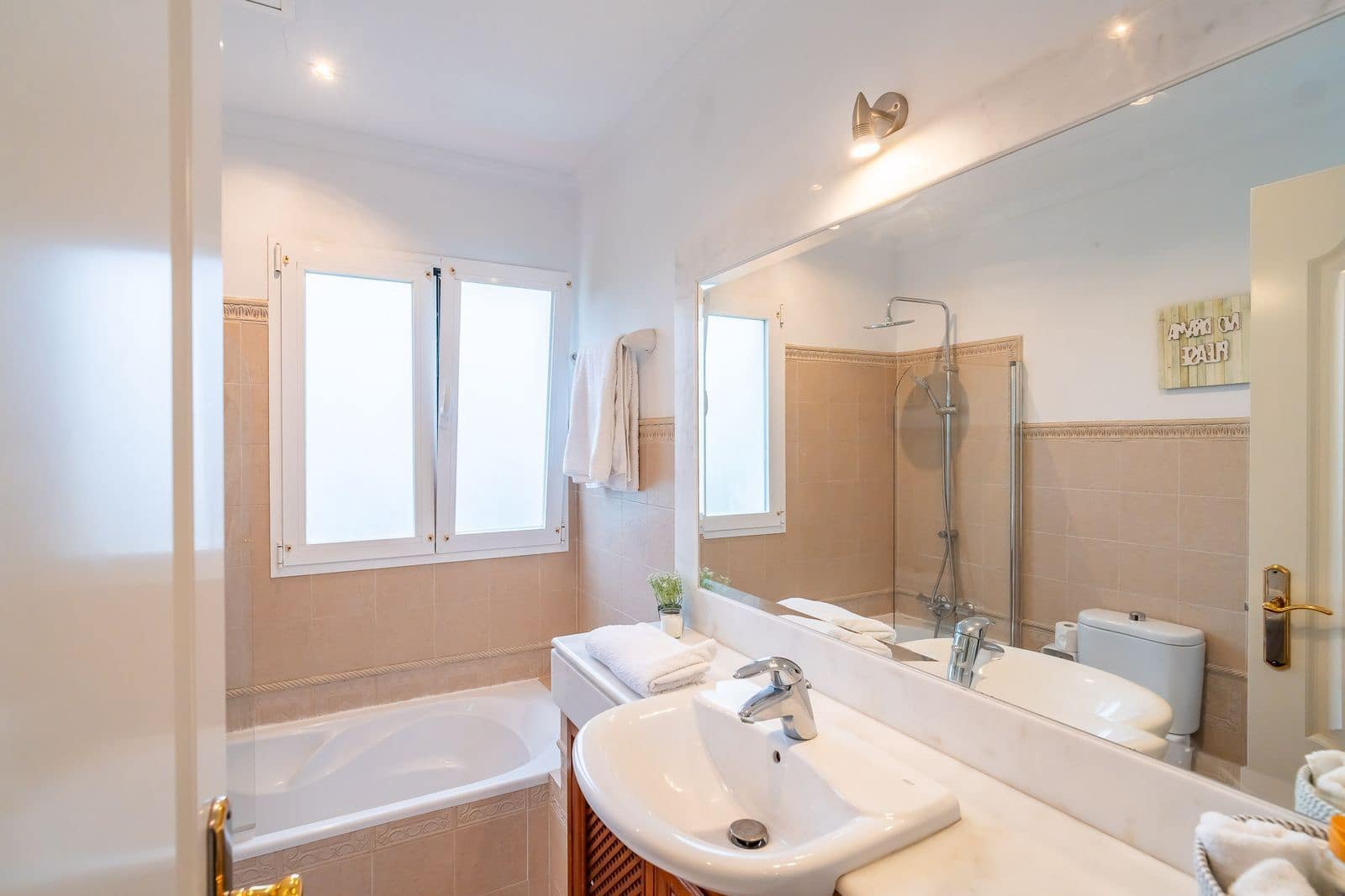 3 bedroom Villa for sale in Mijas Golf with pool garage - € 990,000 (Ref: 9830244)