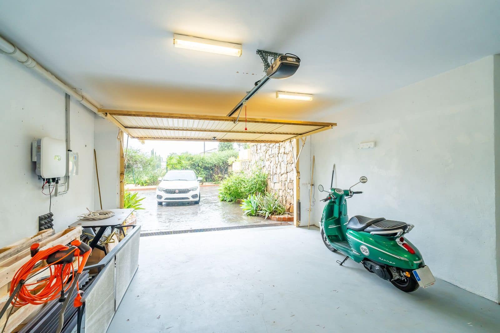 3 bedroom Villa for sale in Mijas Golf with pool garage - € 990,000 (Ref: 9830244)