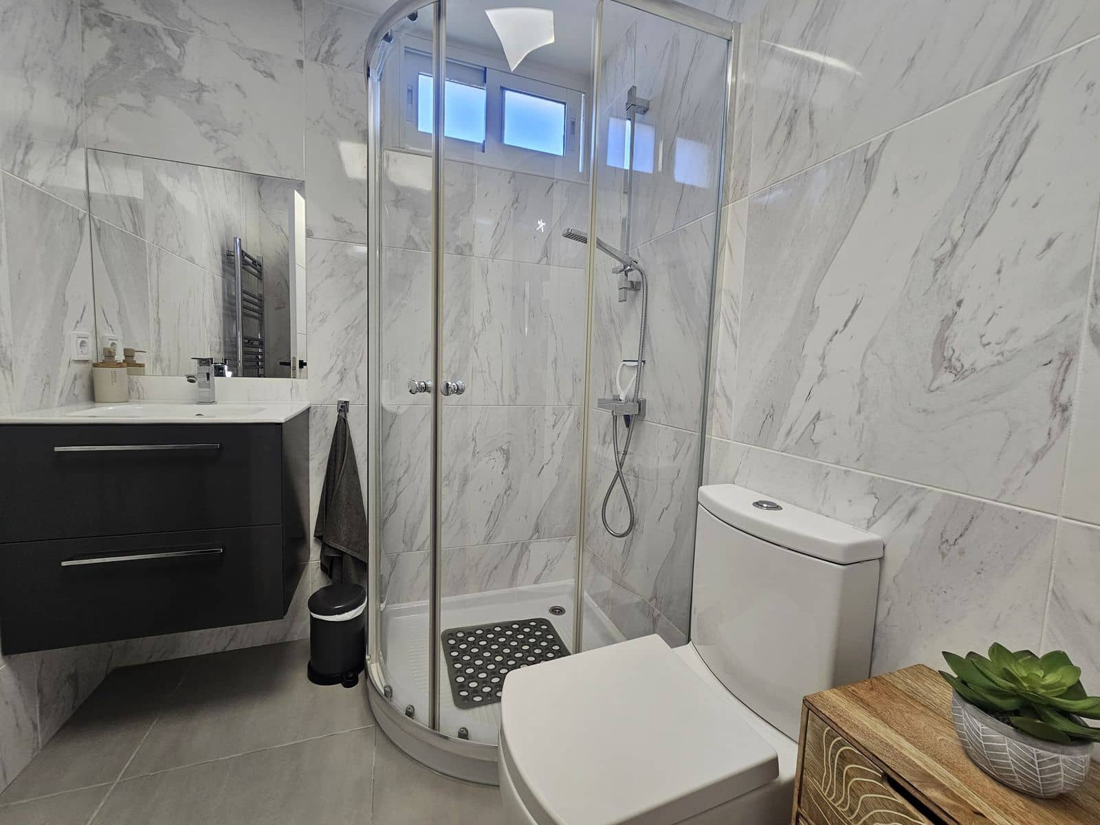 3 soverom Villa til salgs i Calahonda med svømmebasseng garasje - € 649 000 (Ref: 9832903)
