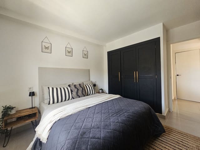 3 soverom Villa til salgs i Calahonda, Mijas med svømmebasseng garasje - € 649 000 (Ref: 9832903)