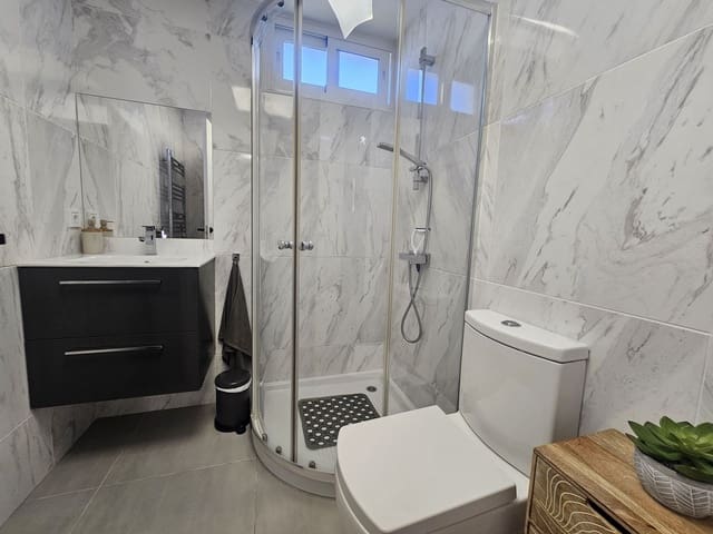 3 soverom Villa til salgs i Calahonda, Mijas med svømmebasseng garasje - € 649 000 (Ref: 9832903)