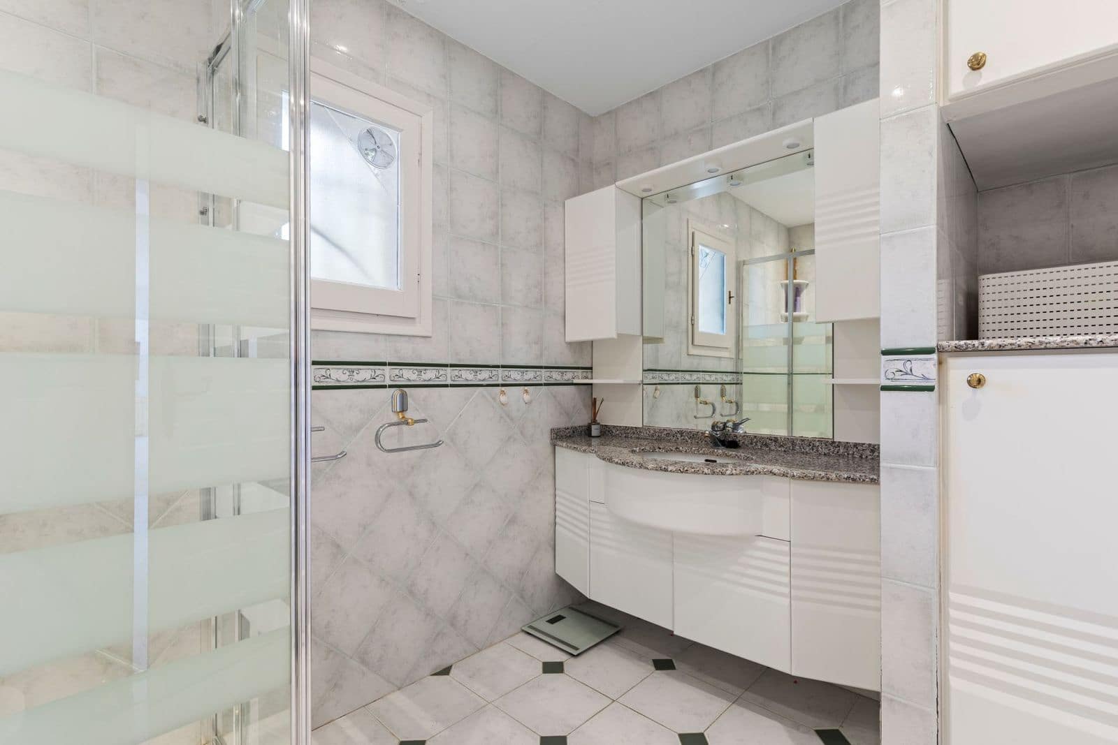 5 soveværelse Villa til salg i Torrenueva med swimmingpool garage - € 1.100.000 (Ref: 9838487)