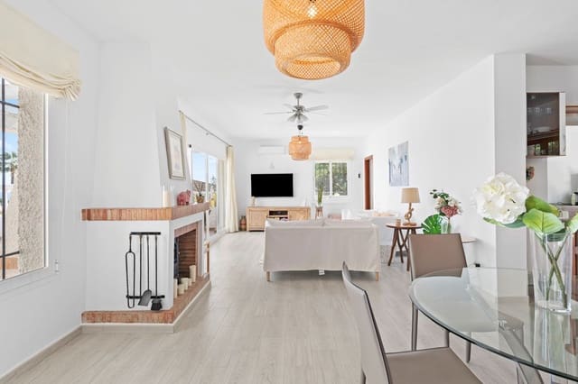 5 soveværelse Villa til salg i Torrenueva, Mijas med swimmingpool garage - € 1.100.000 (Ref: 9838487)