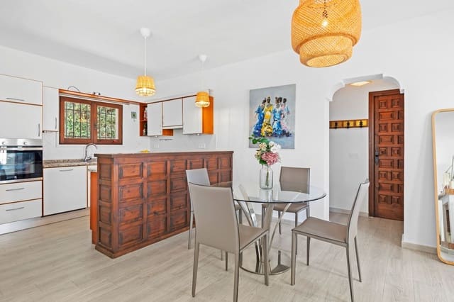 5 soveværelse Villa til salg i Torrenueva, Mijas med swimmingpool garage - € 1.100.000 (Ref: 9838487)