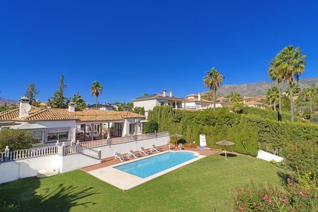 4 sypialnia Willa na sprzedaż w Mijas Golf, Mijas z basenem garażem - 1 300 000 € (Ref: 9841697)