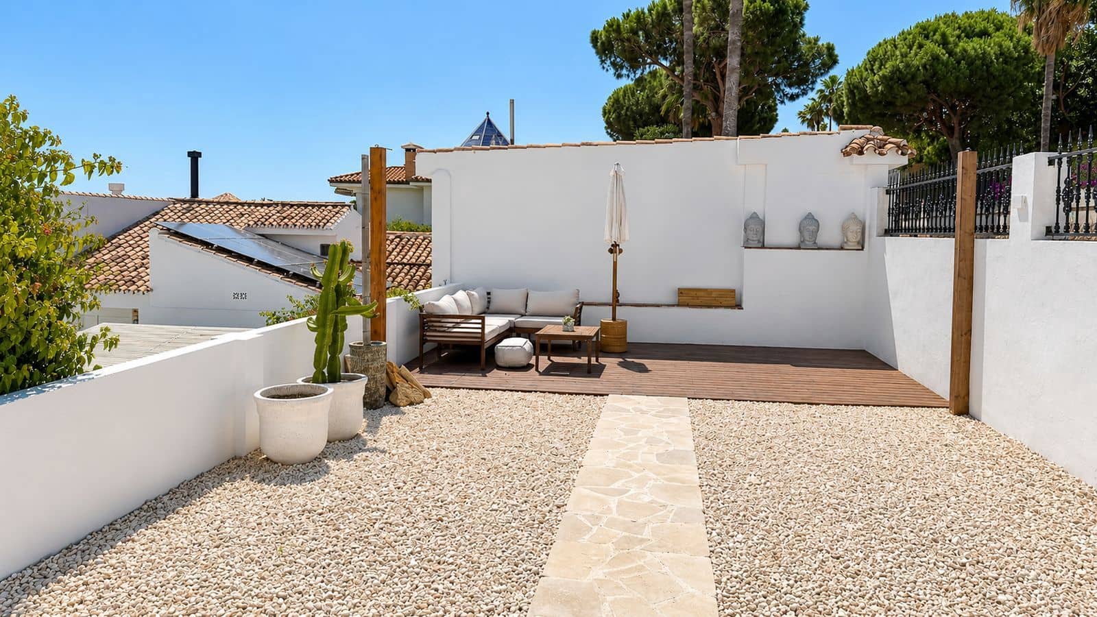 5 soveværelse Villa til salg i Torrequebrada med swimmingpool garage - € 1.830.000 (Ref: 9850028)