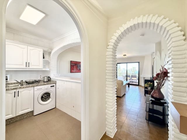 3 chambre Appartement à vendre à Riviera del Sol, Mijas avec piscine garage - 359 000 € (Ref: 9850031)