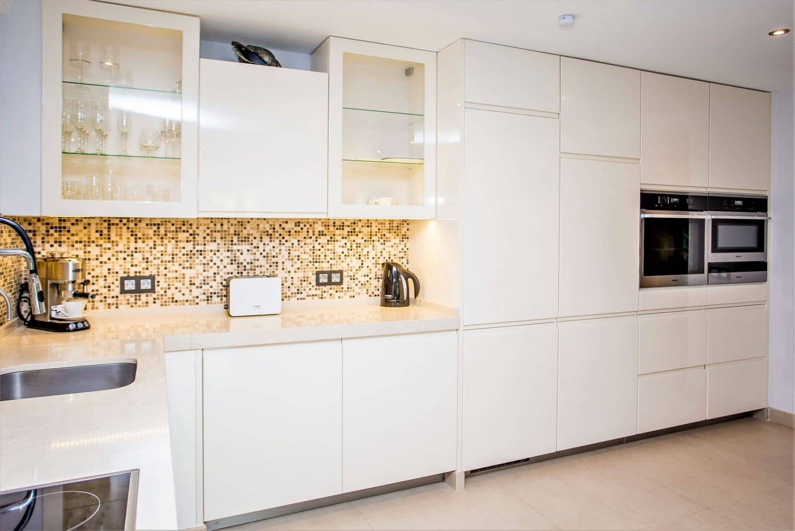 7 soveværelse Villa til salg i San Pedro de Alcantara med swimmingpool garage - € 3.000.000 (Ref: 9860913)