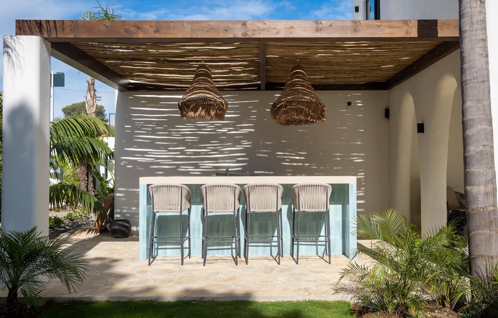 5 bedroom Villa for sale in Guadalmina with pool garage - € 4,350,000 (Ref: 9860914)