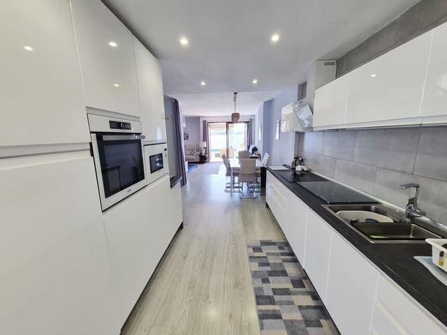 3 soveværelse Semi-Rækkehus til salg i La Cala de Mijas, Mijas med swimmingpool garage - € 799.000 (Ref: 9892914)