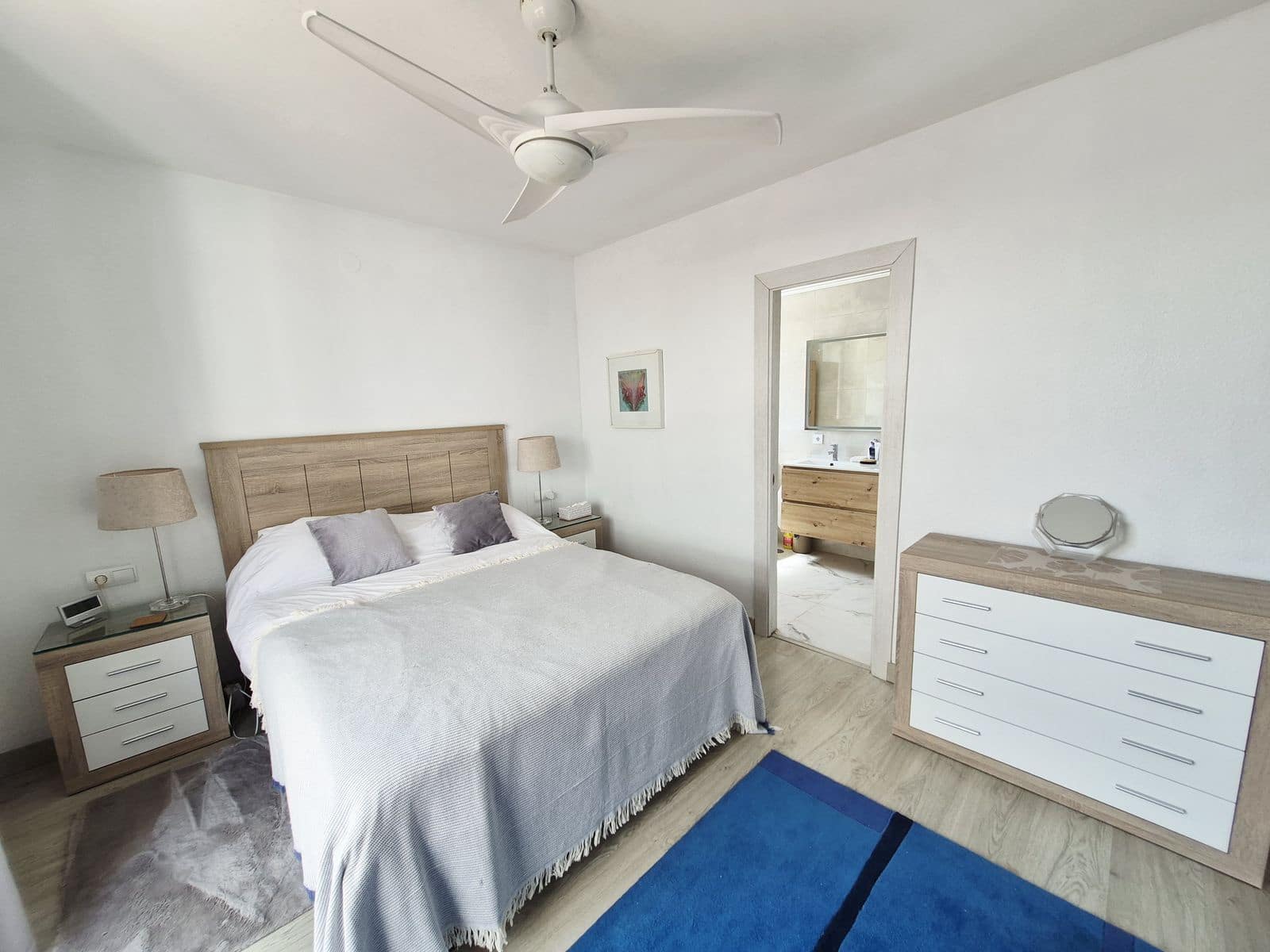 3 soveværelse Semi-Rækkehus til salg i La Cala de Mijas med swimmingpool garage - € 799.000 (Ref: 9892914)
