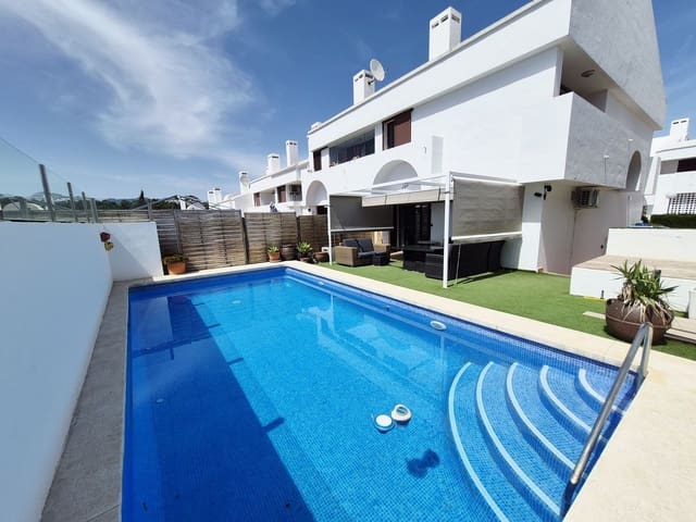 3 soveværelse Semi-Rækkehus til salg i La Cala de Mijas, Mijas med swimmingpool garage - € 799.000 (Ref: 9892914)