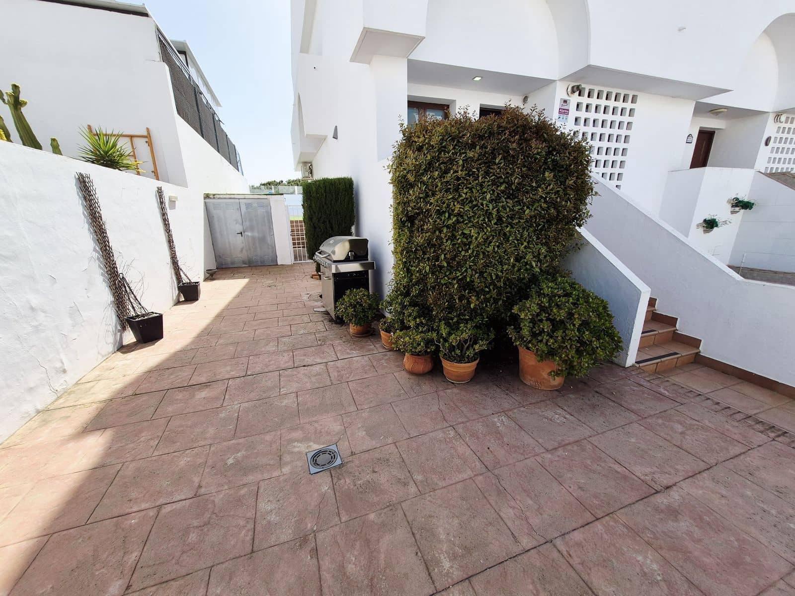 3 soveværelse Semi-Rækkehus til salg i La Cala de Mijas med swimmingpool garage - € 799.000 (Ref: 9892914)