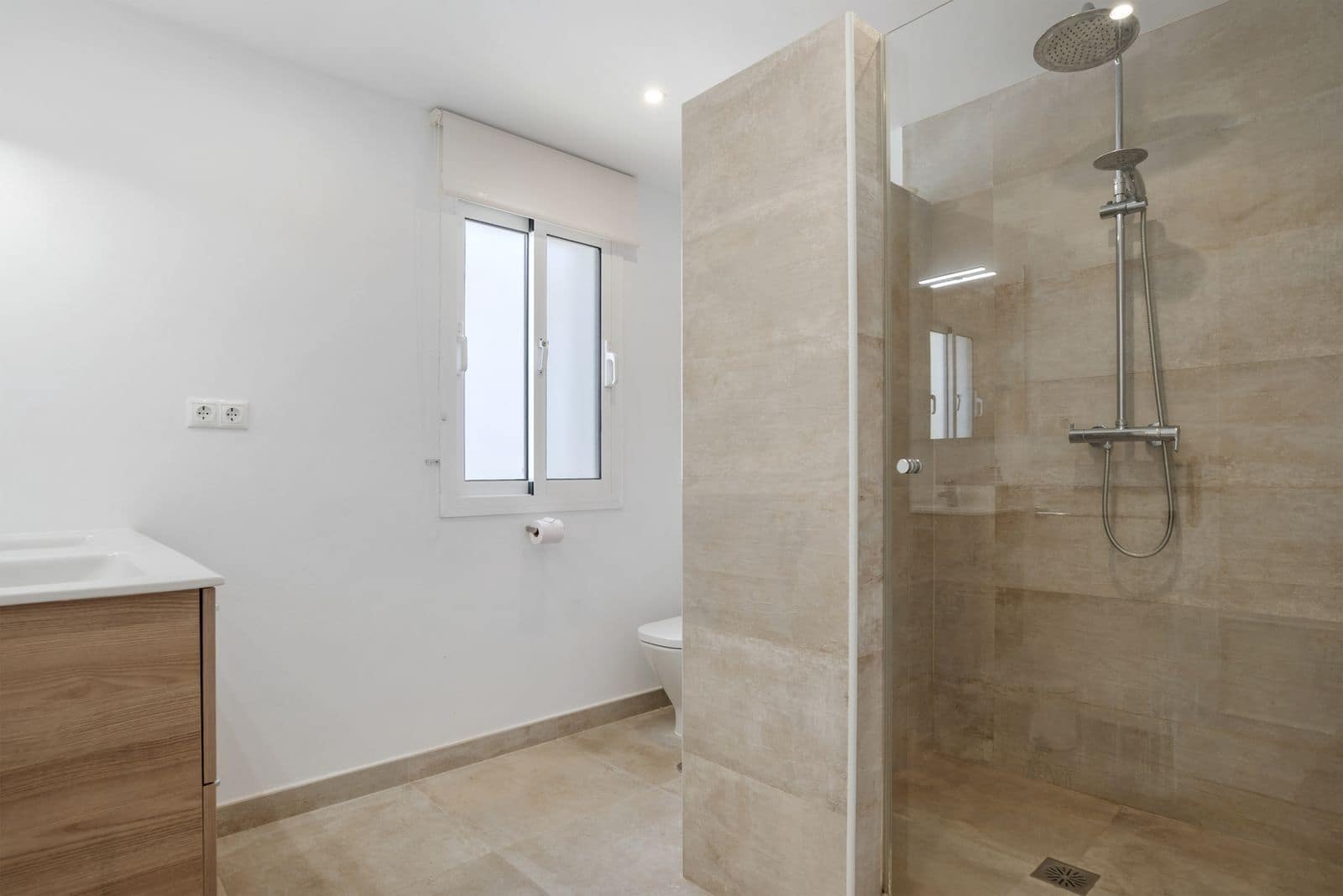 3 chambre Villa/Maison à vendre à El Chaparral avec piscine garage - 875 000 € (Ref: 9905251)