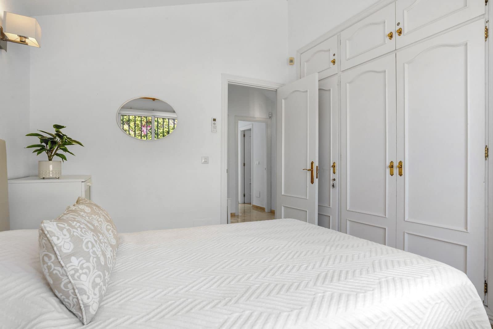 3 chambre Villa/Maison à vendre à El Chaparral avec piscine garage - 875 000 € (Ref: 9905251)
