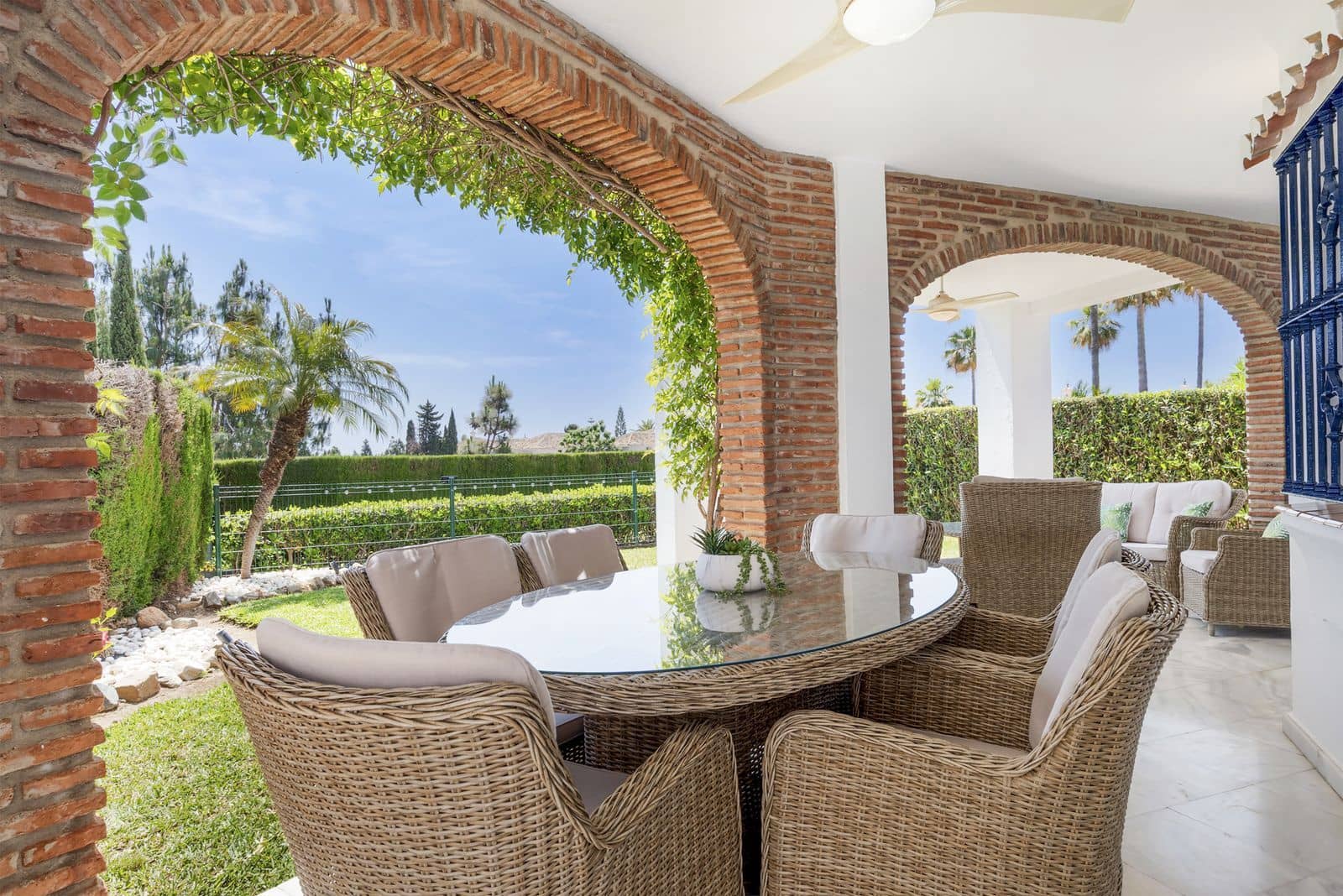 3 chambre Villa/Maison à vendre à El Chaparral avec piscine garage - 875 000 € (Ref: 9905251)