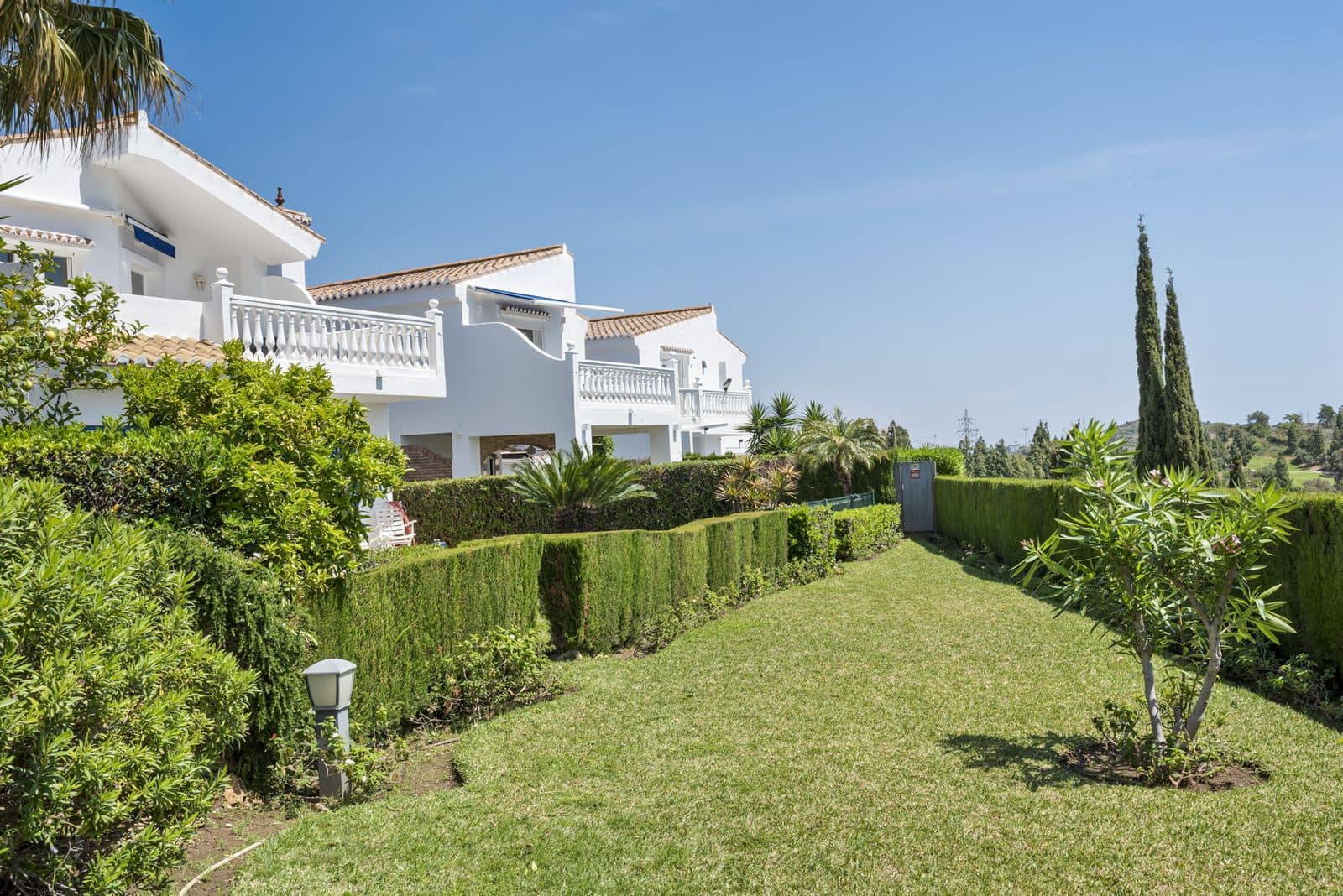 3 chambre Villa/Maison à vendre à El Chaparral avec piscine garage - 875 000 € (Ref: 9905251)