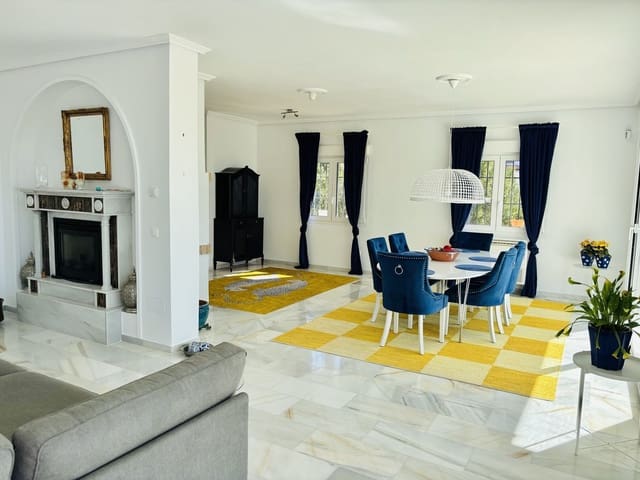 5 soverom Villa til salgs i Valtocado, Mijas med svømmebasseng garasje - € 1 499 000 (Ref: 9908881)