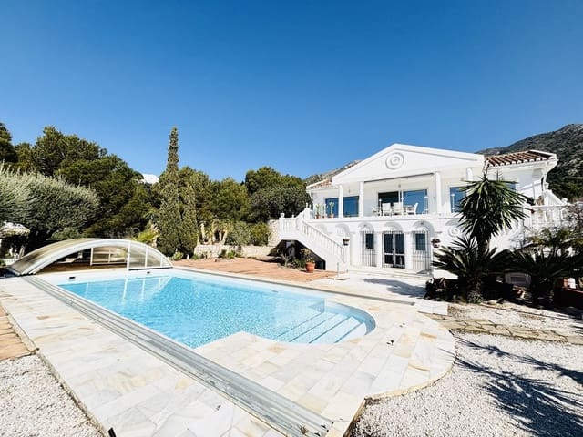 5 soverom Villa til salgs i Valtocado, Mijas med svømmebasseng garasje - € 1 499 000 (Ref: 9908881)