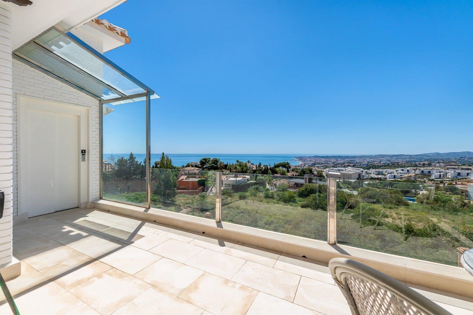 5 bedroom Villa for sale in La Capellania with pool garage - € 1,497,770 (Ref: 9928053)