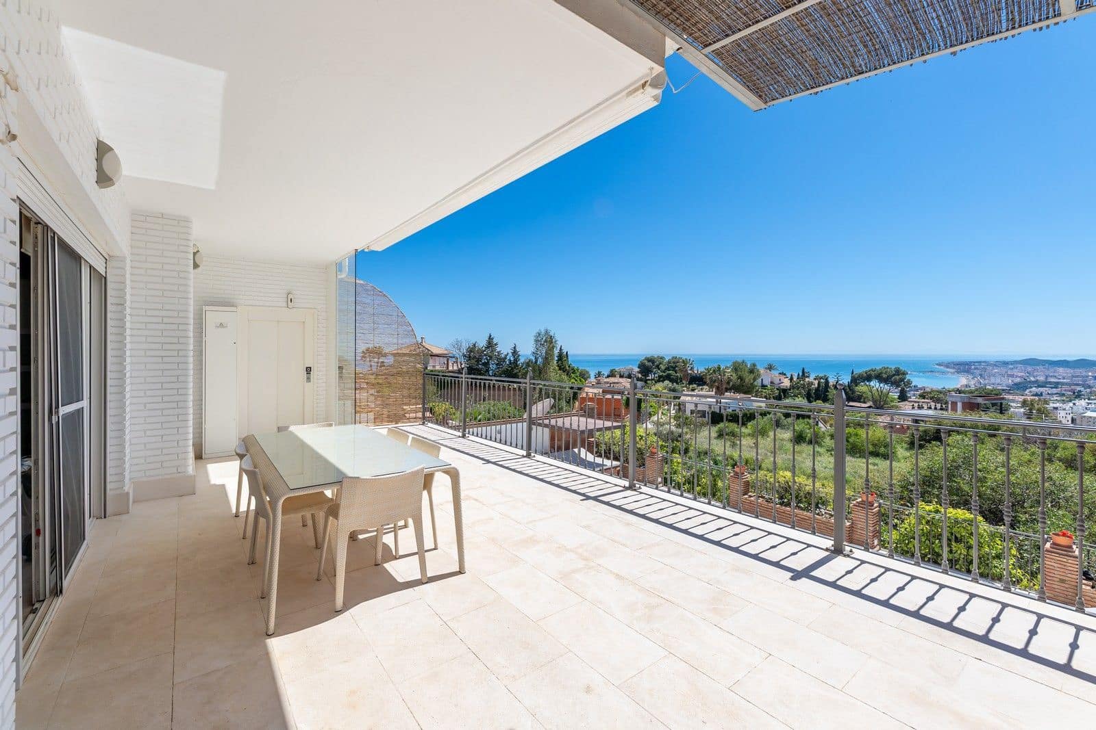5 bedroom Villa for sale in La Capellania with pool garage - € 1,497,770 (Ref: 9928053)