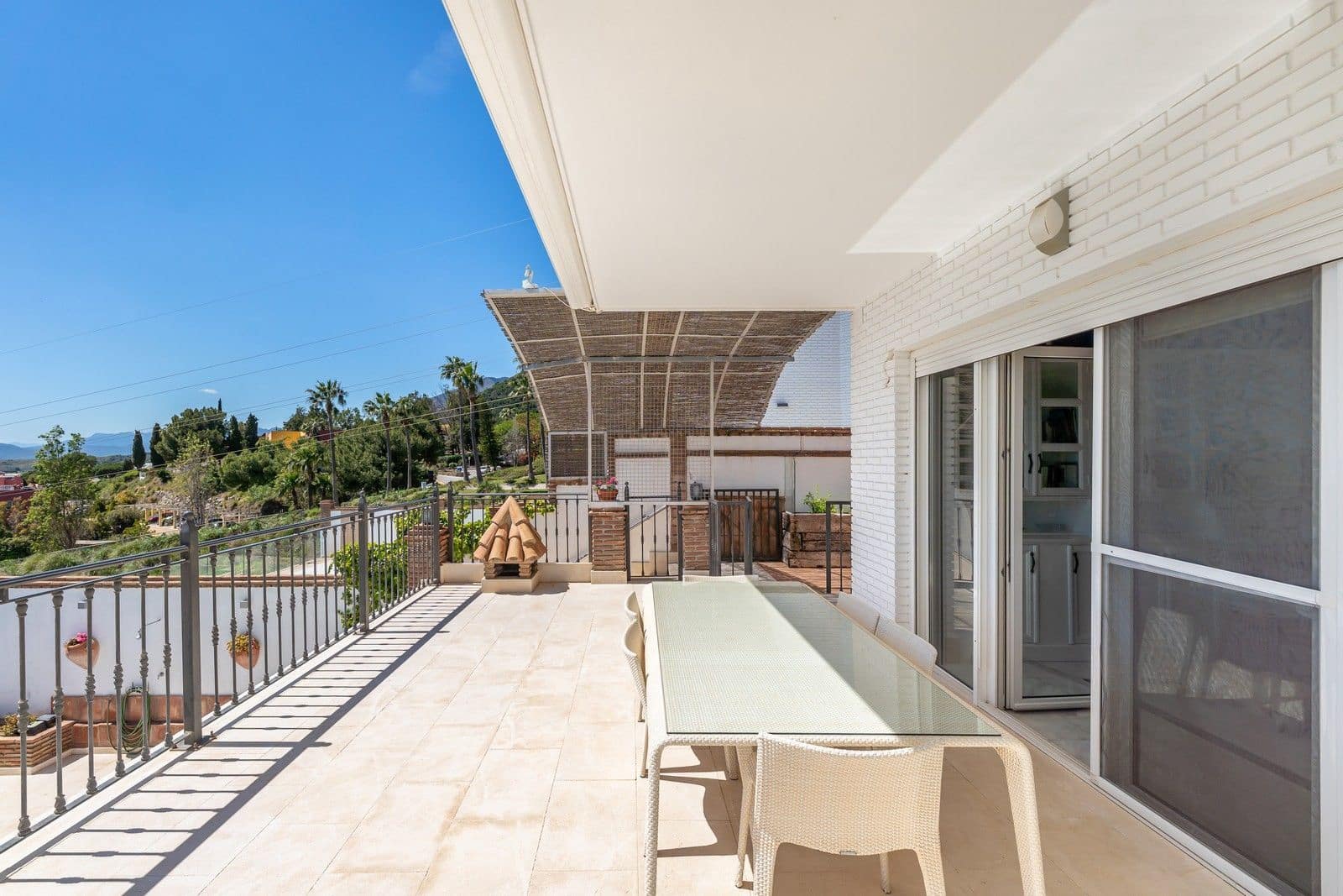 5 bedroom Villa for sale in La Capellania with pool garage - € 1,497,770 (Ref: 9928053)