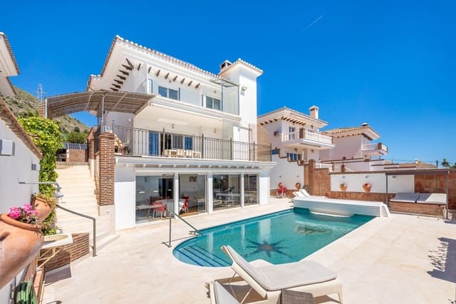 5 bedroom Villa for sale in La Capellania, Benalmádena with pool garage - € 1,497,770 (Ref: 9928053)