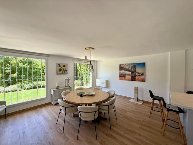 4 sypialnia Willa na sprzedaż w Sotogrande Alto, San Roque z basenem garażem - 1 595 010 € (Ref: 9932117)