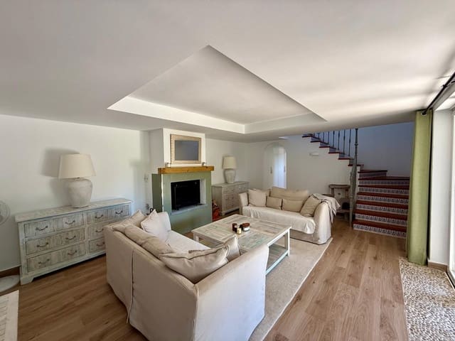 4 sypialnia Willa na sprzedaż w Sotogrande Alto, San Roque z basenem garażem - 1 595 010 € (Ref: 9932117)