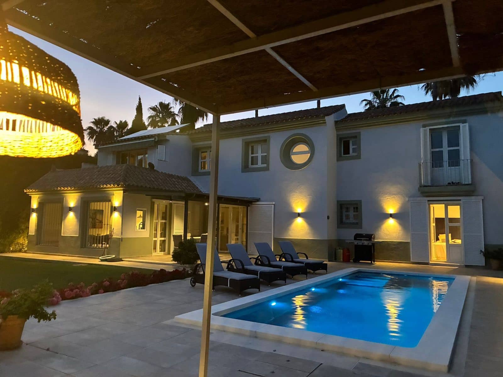 4 sypialnia Willa na sprzedaż w Sotogrande z basenem garażem - 1 595 010 € (Ref: 9932117)