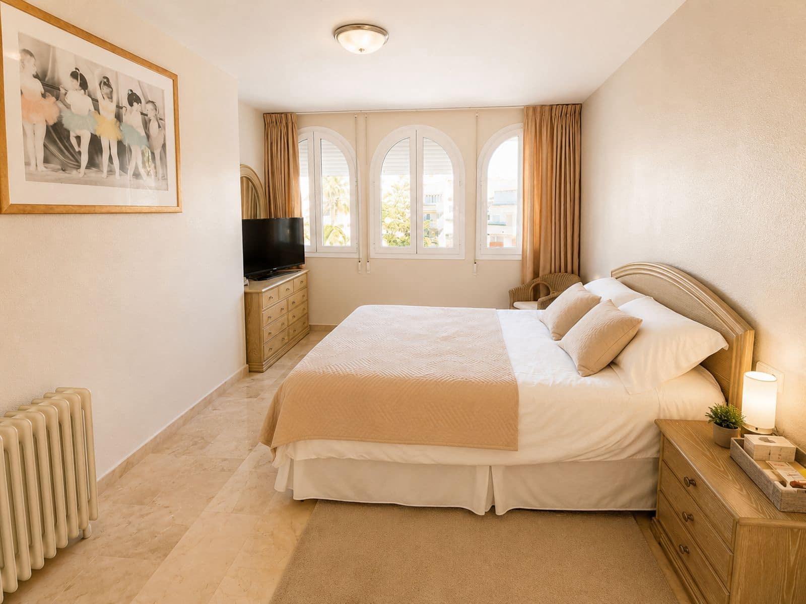 3 Zimmer Strandapartment zu verkaufen in Marbesa mit Pool Garage - 795.000 € (Ref: 9932332)