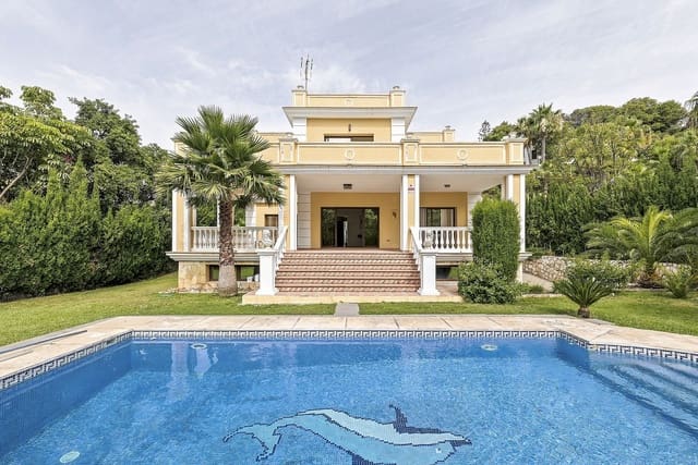 4 bedroom Villa for sale in Hacienda Las Chapas, Marbella with pool garage - € 1,600,000 (Ref: 9953294)