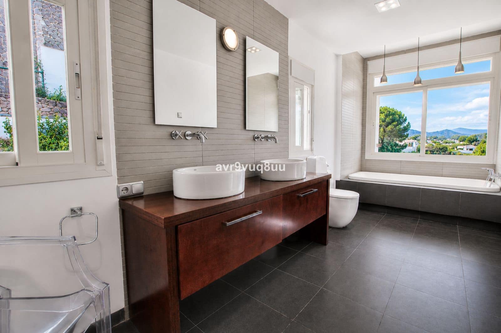 Chalet de 5 habitaciones en La Cala de Mijas en venta con piscina garaje - 1.100.000 € (Ref: 9969033)
