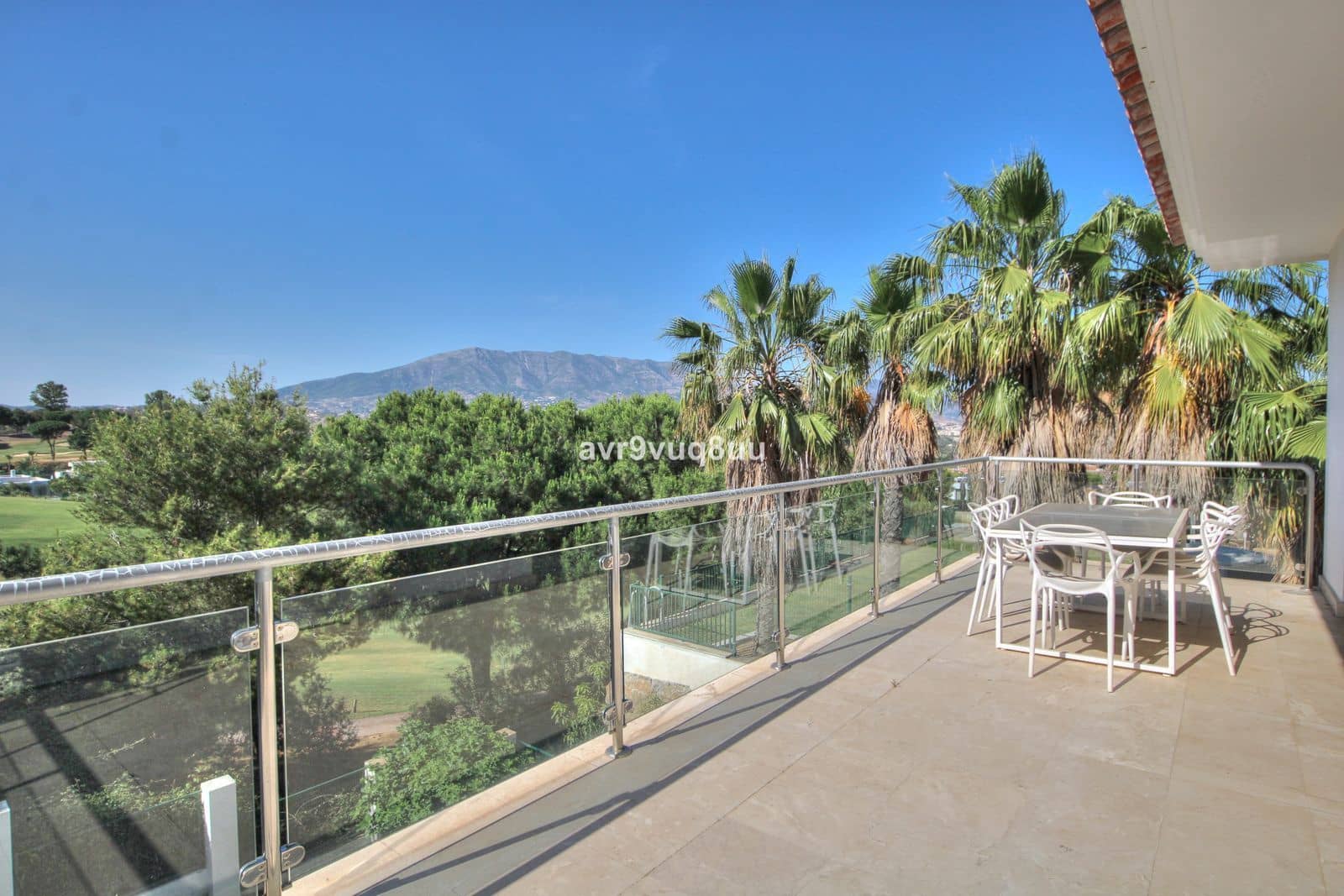 Chalet de 5 habitaciones en La Cala de Mijas en venta con piscina garaje - 1.100.000 € (Ref: 9969033)