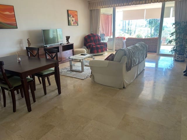 Apartamento de 2 habitaciones en Riviera del Sol, Mijas en venta con piscina garaje - 400.000 € (Ref: 9969058)
