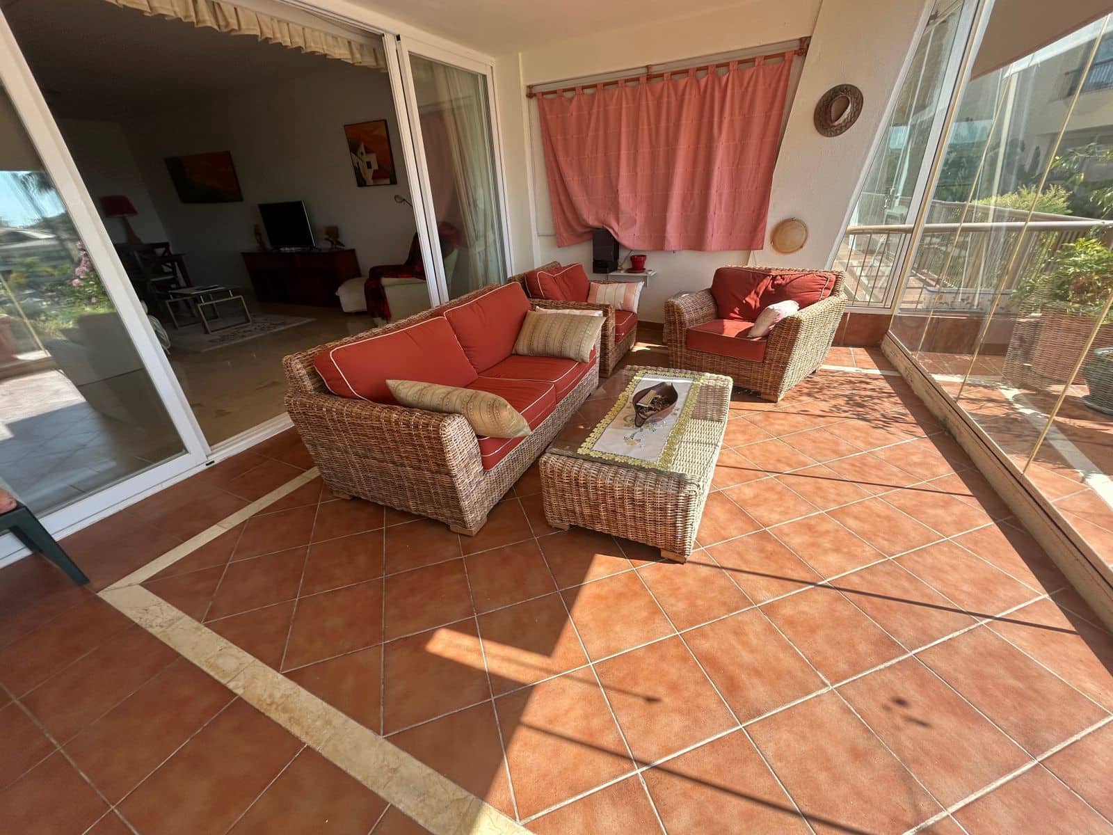 Apartamento de 2 habitaciones en Riviera del Sol en venta con piscina garaje - 400.000 € (Ref: 9969058)