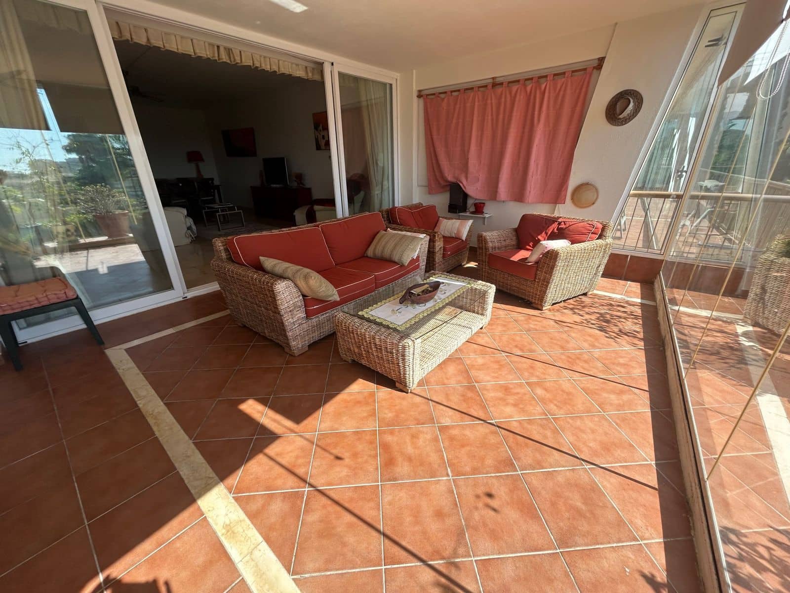 Apartamento de 2 habitaciones en Riviera del Sol en venta con piscina garaje - 400.000 € (Ref: 9969058)