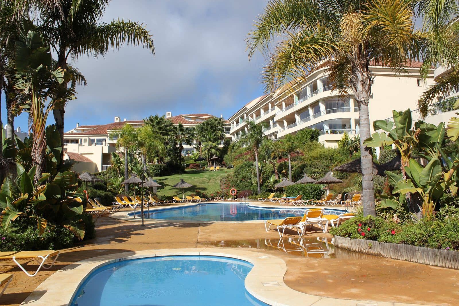Apartamento de 2 habitaciones en Riviera del Sol en venta con piscina garaje - 400.000 € (Ref: 9969058)